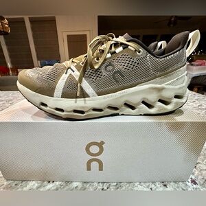 On Cloudsurfer Trail,  CloudTec Phase Waterproof, Men’s, US9 | 42.5, Clean